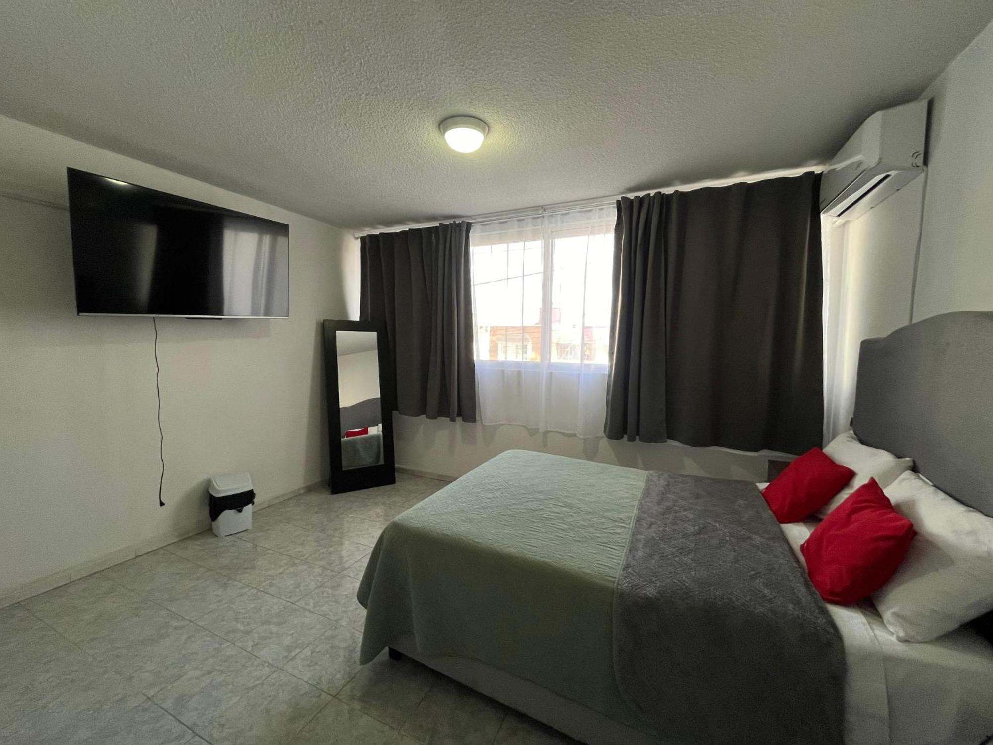 Aparthotel 6 Venator House Boutique à León de los Aldamas Extérieur photo